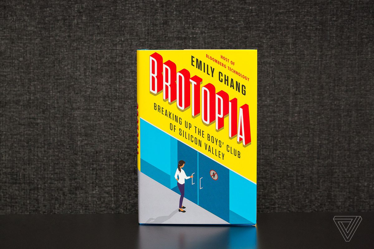 HOW TWO PSYCHOLOGISTS ARE TO BLAME FOR MALE DOMINATION IN SILICON VALLEY The book Brotopia, published in winter of 2018, showed the whole world a dark and perverse side of Silicon Valley: orgies organized by the area’s most powerful investors and CEOs. And that’s far from the only interesting part of the book. The author also addresses a study conducted by two psychologists whose results are being felt over 60 years later. We explain. The book’s author is Emily Chang, an American journalist and anchor at San Francisco-based Bloomberg TV. She anchors and produces Bloomberg Technology, a daily show centered on technology and the business world. In the middle of the 1960s, System Development Corp., a software company, hired two psychologists. William Cannon and Dallis Perry were supposed to help the business recruit the best workers for programming jobs. The psychologists decided to develop a profile of the perfect programmer. To do so, they studied the personalities of 1,378 programmers. Among them were only 186 women. Next, the psychologies created a “vocational interest scale” to predict an employee’s job satisfaction and, from that, their performance within a company. They concluded that people who like to solve programs, from math to mechanics, make good programmers. So far we agree. But after that it becomes a bit of a stretch, which is our polite way of saying it’s a pile of nonsense! Based on data collected in the study, the psychologists deduced that good programmers share the same trait: they are uninterested in people and prefer objects. The perfect programmer, therefore, is someone antisocial. However, Emily Chang explains that there’s not much evidence supporting the hypothesis that antisocial people are more gifted in mathematics or computing. Because if you draw a conclusion in one direction, you also have to validate it in the other, and the psychologists didn’t do that. The author relates that, au contraire, plenty of research suggests that if you want to hire antisocial people, you’ll find more men than women. And thus the perfect programmer is a man. The work of William Cannon and Dallis Perry was used by large businesses for decades, contributing to the dominance of men in technology. This anecdote from the 1960’s sadly brings to mind the sexist memo that Google engineer James Damore wrote in 2017. It suggests that in terms of mindset, Silicon Valley is going more backward than forward!